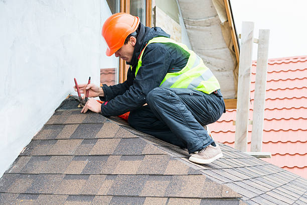 Best Gutter Installation and Roofing  in Pontiac, MI
